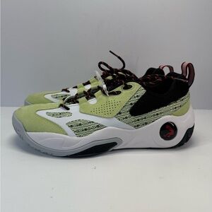 NWT Shaq basketball show Raq low light green and Black men’s' Sneakers size 12
